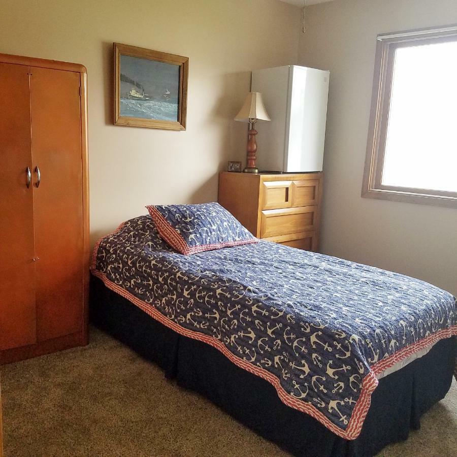 Hampton House Apartment Clinton Township Bagian luar foto