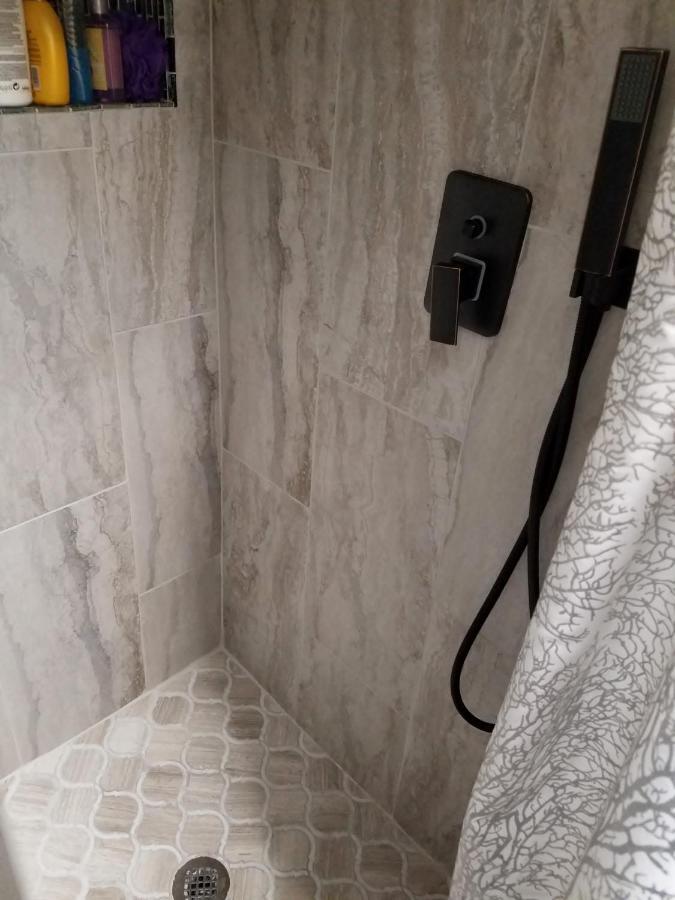 Hampton House Apartment Clinton Township Bagian luar foto